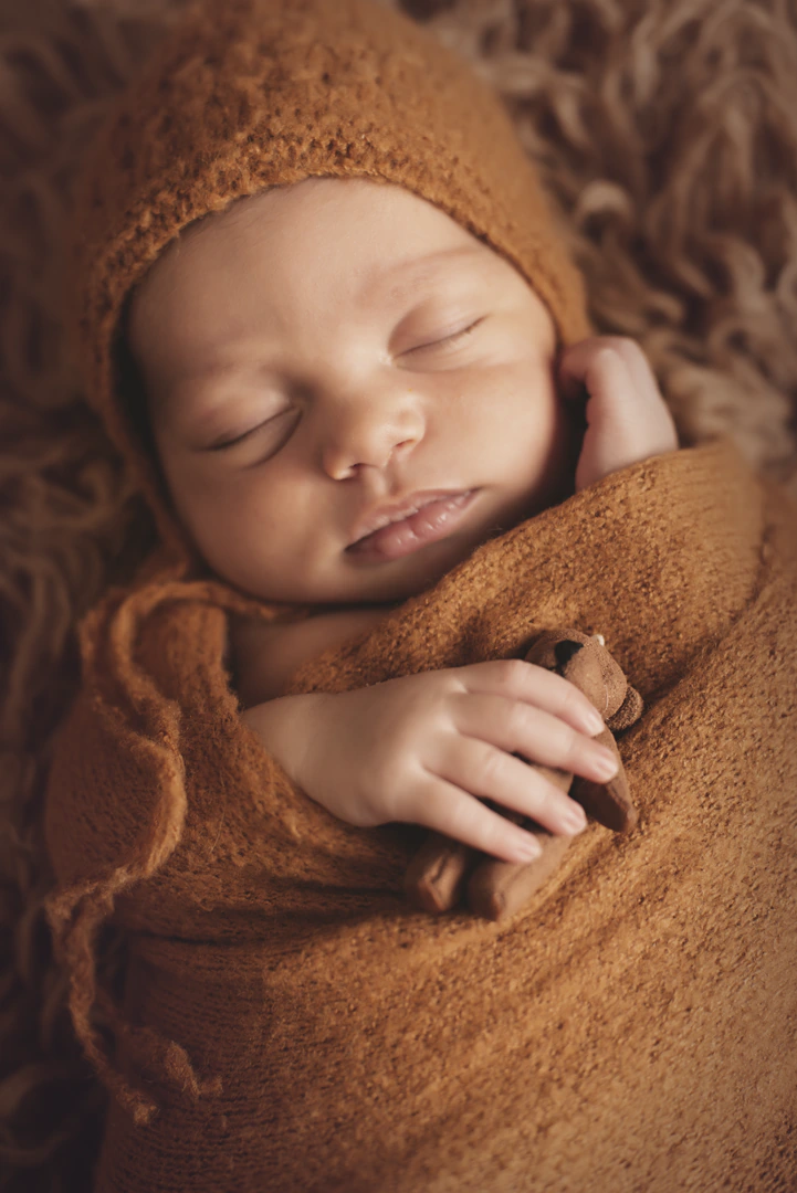 Seance photo nouveau né-photographe bébé haute savoie-photographe annemasse